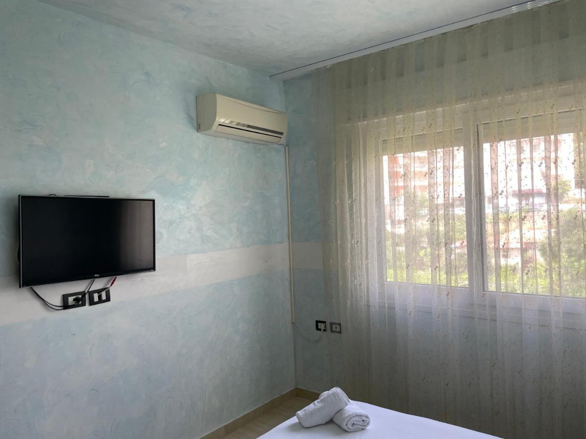 1-Stunning Sea View Apartments! Sarandë Exteriör bild