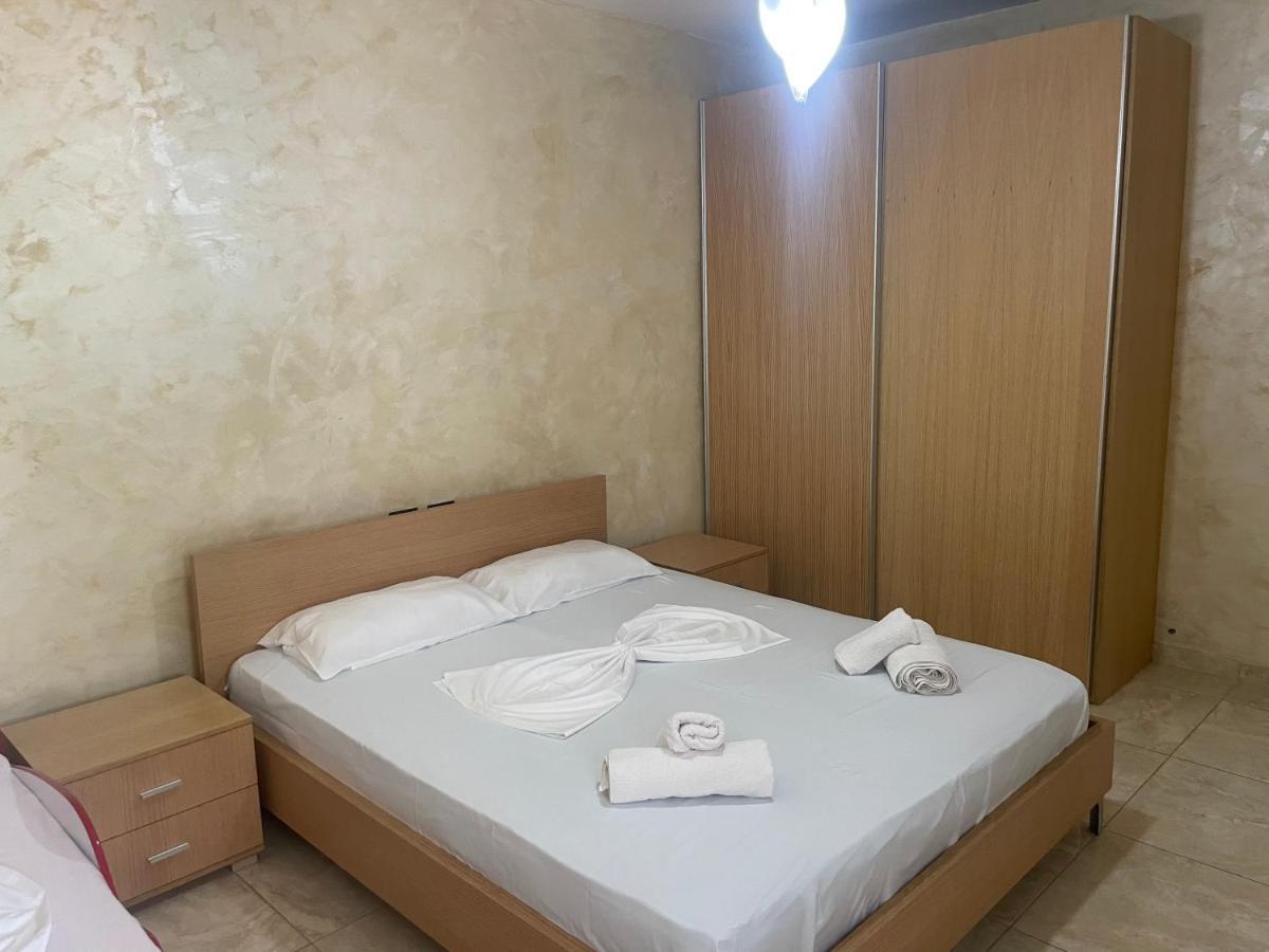1-Stunning Sea View Apartments! Sarandë Exteriör bild